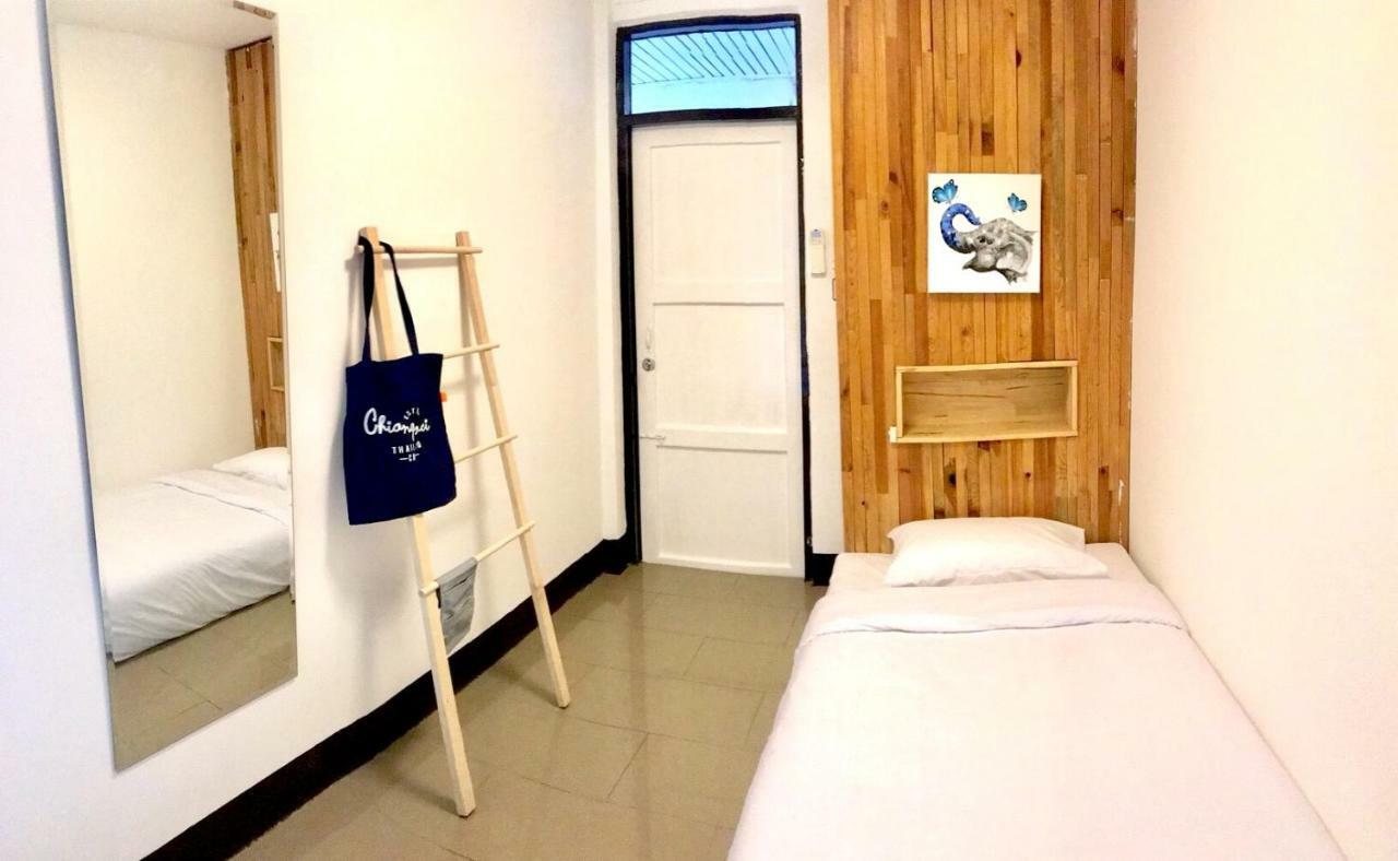 チエンマイ コージー バイ ファンワーン Bed & Breakfast エクステリア 写真